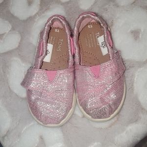 Toms slip on sneakers